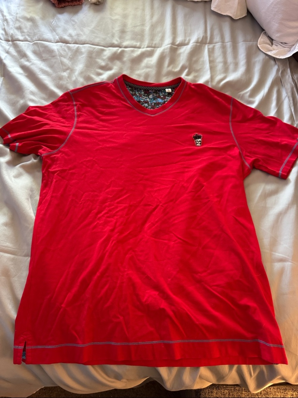 Robert Graham Men's Bright Red V-Neck Short Sleeve Tee
